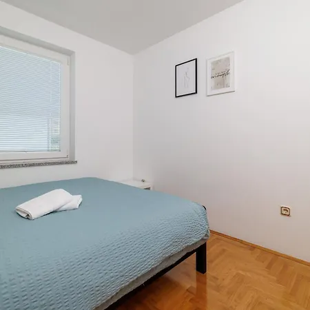 Lucia Apartament Crikvenica