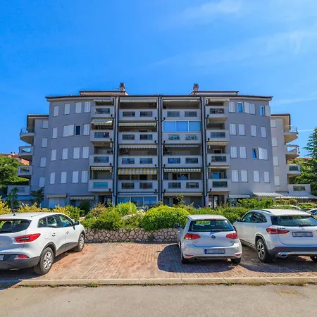 Lucia Apartament Crikvenica