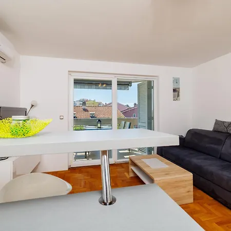 Appartement Lucia *