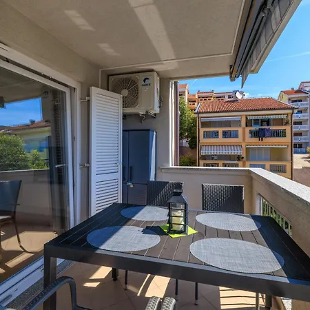 Lucia Appartement *